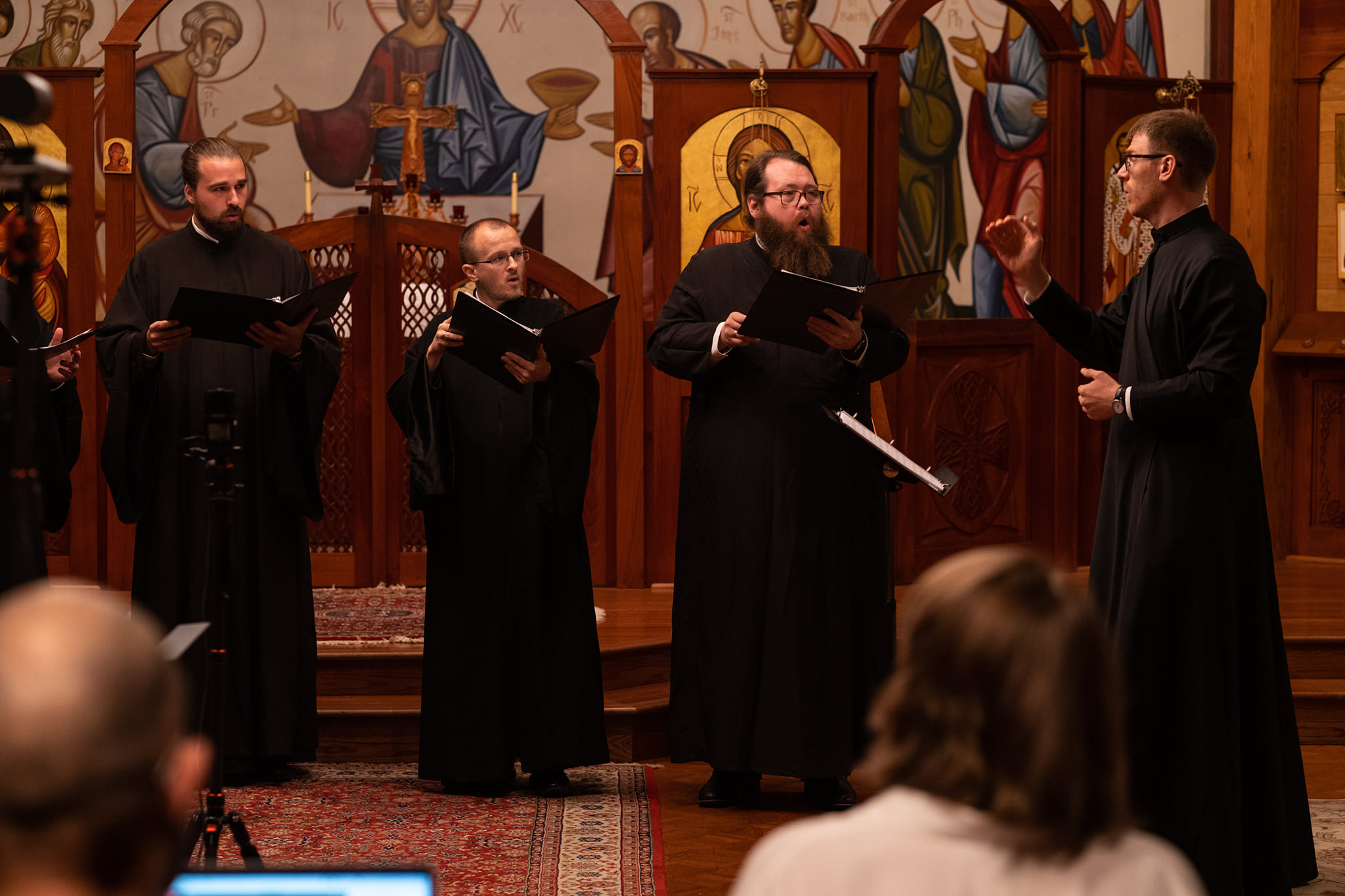 Scenes from Tronos Psaltic Group Performance