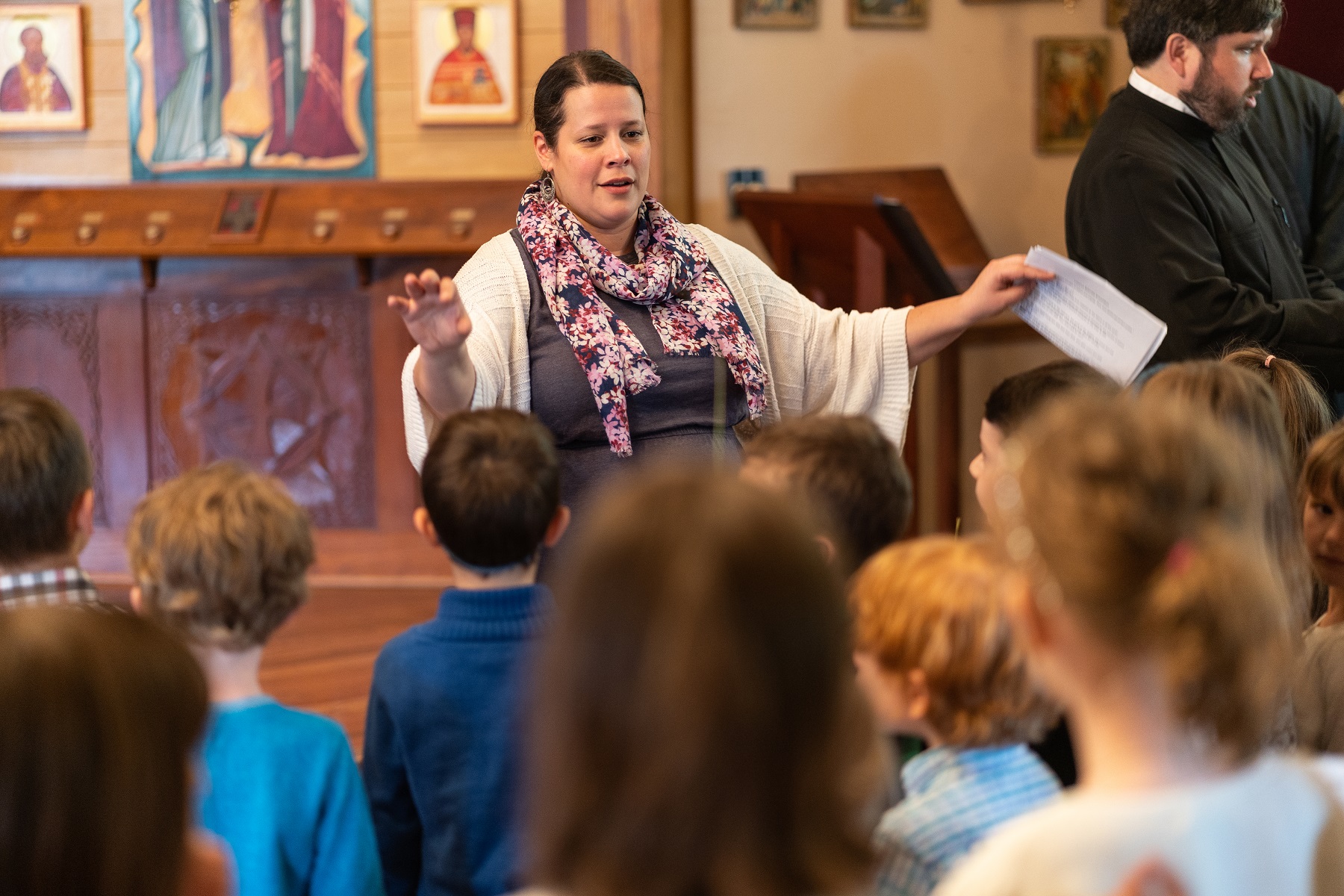 Children's choir sings Palm Sunday hymn led by Lindsey Birdsall