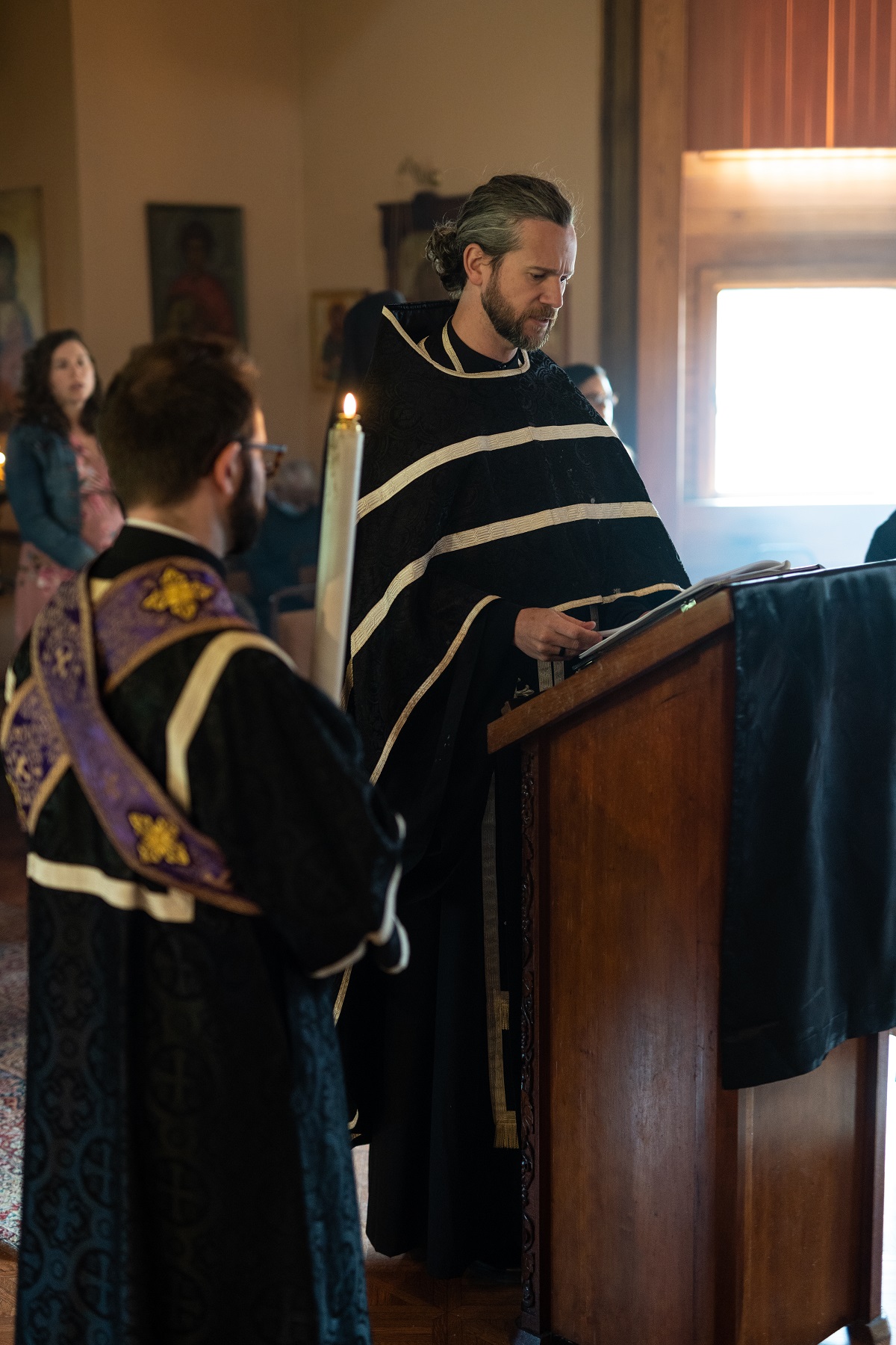 Fr Thomas Miller during Presanctified Liturgy