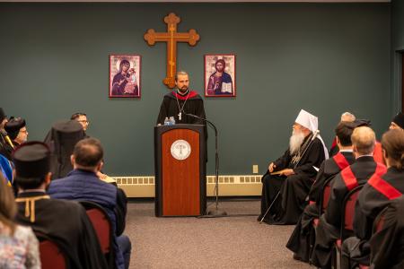 Fr Anthony Machnee delivers valedictory address