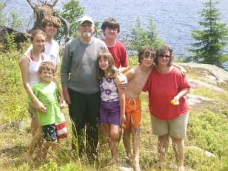 photo_5_family_fishing.jpg