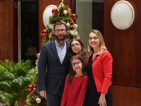 12d_dr_alex_family.jpg